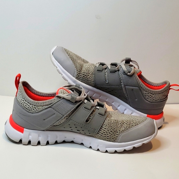 Reebok SubLite Women's size 7 Running Shoe 1Y3501 Gray White Pink Corral - Picture 2 of 9